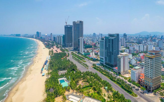 Da Nang to have free trade zone linked with major port